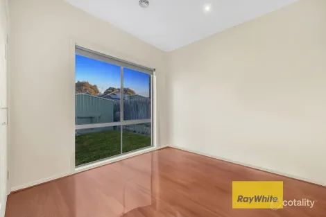 Property photo of 11 River Terrace Hallam VIC 3803