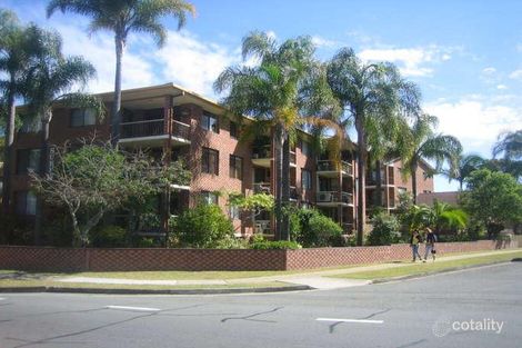 Property photo of 4/150 Surf Parade Broadbeach QLD 4218