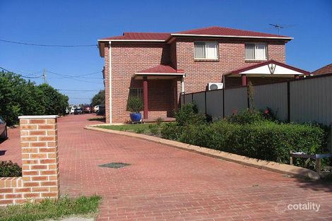 40 Maiden St, Greenacre, NSW 2190