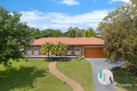 Property photo of 31 Tarra Crescent Oak Flats NSW 2529