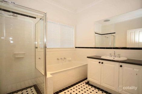 Property photo of 12 Sumner Crescent Point Cook VIC 3030