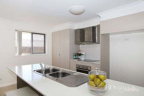 Property photo of 7 Boronia Street Deebing Heights QLD 4306
