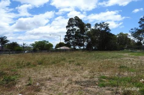 18 Frank St, The Oaks, NSW 2570
