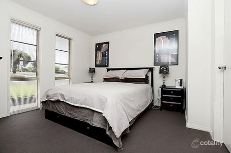 Property photo of 1 Stokes Court Morphett Vale SA 5162