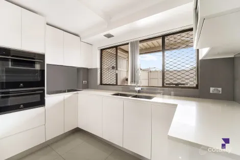 Property photo of 2/37 Boronia Road Greenacre NSW 2190