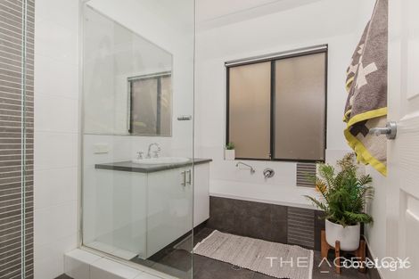 Property photo of 19 Haldane Link Baldivis WA 6171