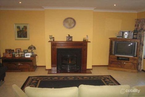 Property photo of 17 Carnarvon Rise Ocean Reef WA 6027