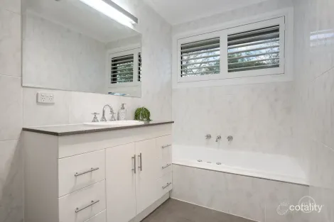 Property photo of 100 Lambert Street Diamond Creek VIC 3089