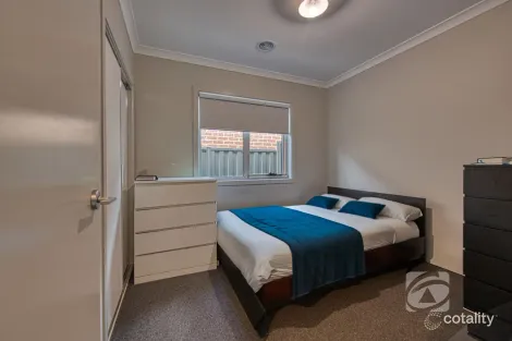 Property photo of 99 Carrera Crescent Clyde VIC 3978