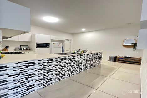 Property photo of 2005/19 Playfield Street Chermside QLD 4032