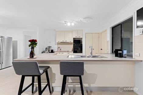 Property photo of 15 Luigina Close Wakerley QLD 4154