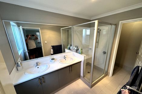 Property photo of 19 Mayali Bend Banksia Grove WA 6031