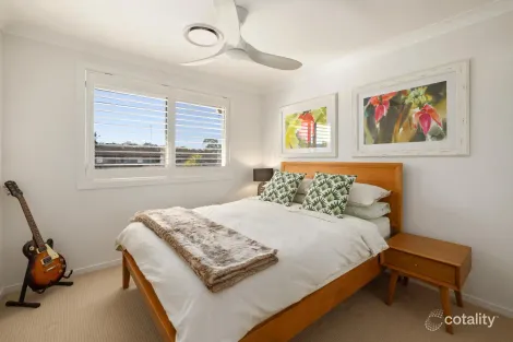 Property photo of 41 Callistemon Way Warriewood NSW 2102