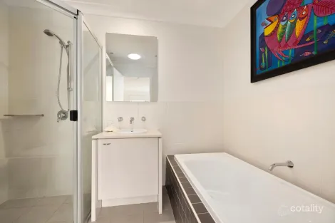 Property photo of 41 Callistemon Way Warriewood NSW 2102