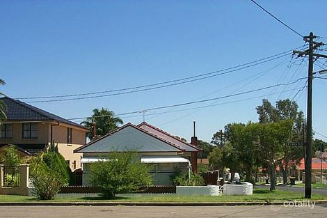 2 Yukka Rd, Regents Park, NSW 2143