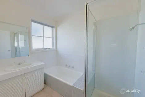 Property photo of 2 Lemongrove Crescent Croydon Hills VIC 3136