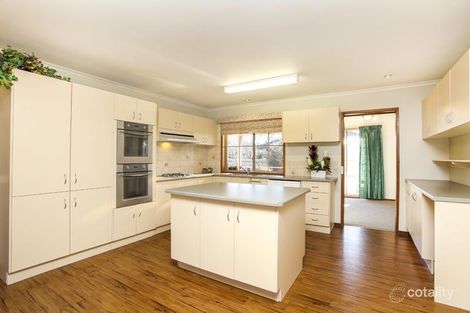 Property photo of 8 Blackman Close Sunbury VIC 3429
