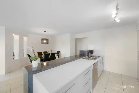 Property photo of 8 Cressbrook Street Clinton QLD 4680