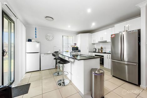 Property photo of 15 Phoenix Crescent Rural View QLD 4740