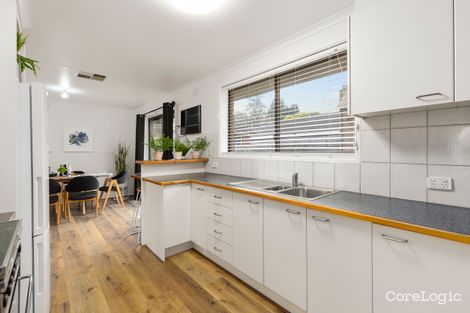 Property photo of 10 Galilee Crescent Mill Park VIC 3082