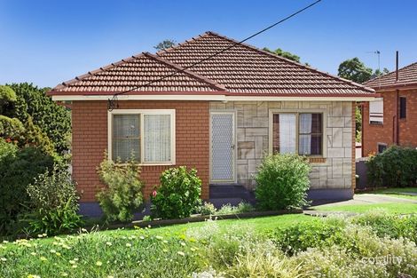 82 Weringa Ave, Lake Heights, NSW 2502