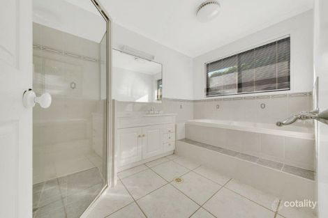 Property photo of 22 Fairbairn Place Clinton QLD 4680