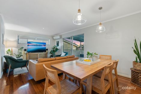 Property photo of 11 Alkira Lane Everton Hills QLD 4053