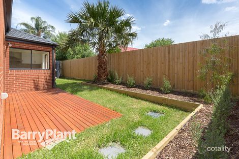 Property photo of 2/17 Sandala Court Dandenong North VIC 3175
