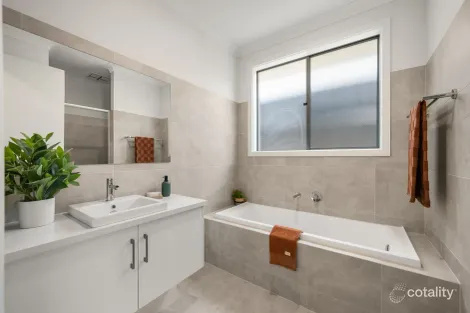 Property photo of 23 Centenary Avenue Findon SA 5023