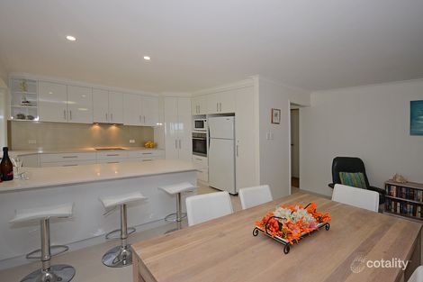 148 Burrum St, Burrum Heads, QLD 4659