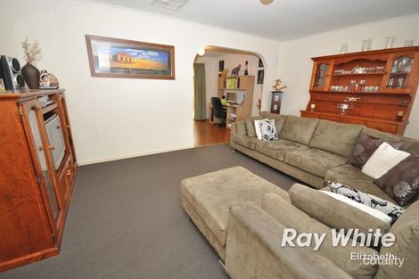 Property photo of 22 Axminster Crescent Craigmore SA 5114