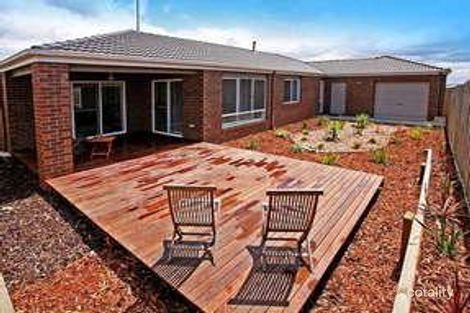 Property photo of 23 Malbec Loop Waurn Ponds VIC 3216