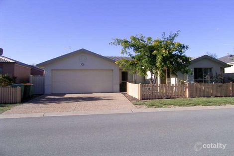 10 Bayside Ct, Jerrabomberra, NSW 2619