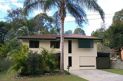25 Yeerinbool Ct, Arana Hills, QLD 4054
