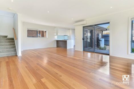 Property photo of 1/35 Damon Road Mount Waverley VIC 3149