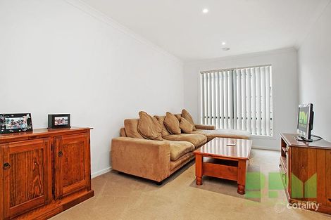 Property photo of 16 Allan Court Truganina VIC 3029