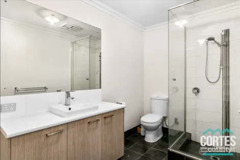 Property photo of 35 Panozza Circle Maddington WA 6109