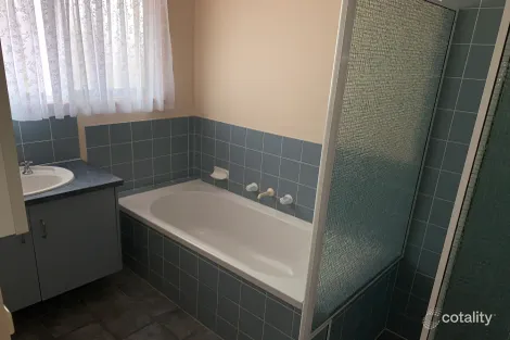 Property photo of 11 Quandong Street Roxby Downs SA 5725