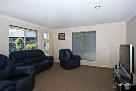 Property photo of 17 Currawong Drive Highfields QLD 4352