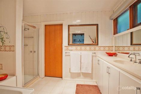 Property photo of 14 Wilson Place Bacchus Marsh VIC 3340