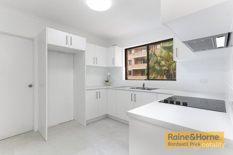Property photo of 4/28 Conway Road Bankstown NSW 2200