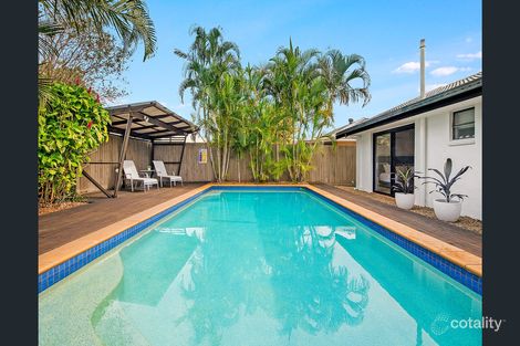 36 Markeri St, Mermaid Waters, QLD 4218