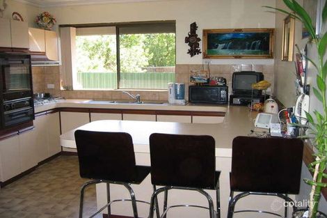 Property photo of 31 Tontave Road Westminster WA 6061