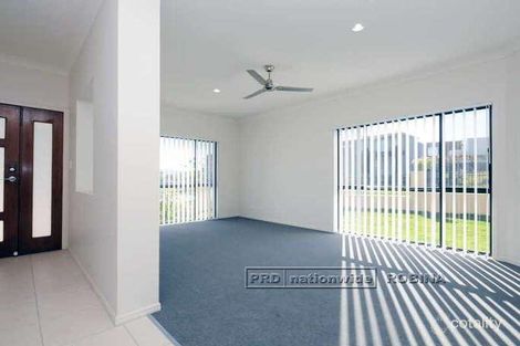 Property photo of 2 Saleya Drive Varsity Lakes QLD 4227