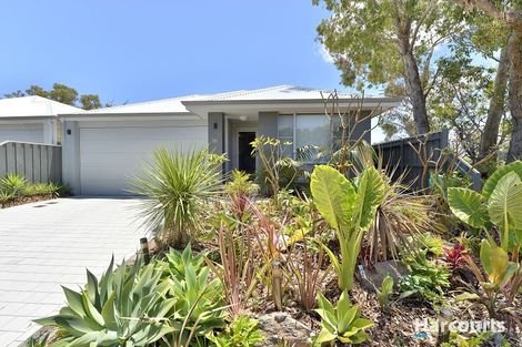 Property photo of 21 Egret Point Halls Head WA 6210