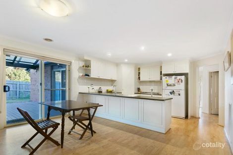 Property photo of 61 Hillview Drive Carrum Downs VIC 3201