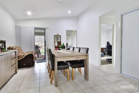 Property photo of 44 Currawong Street Deebing Heights QLD 4306