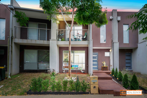 Property photo of 50 Bushlark Crescent Williams Landing VIC 3027