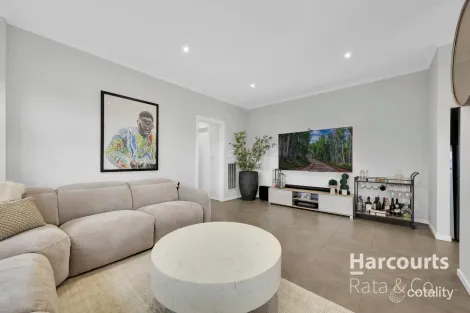 Property photo of 31 Cottage Boulevard Epping VIC 3076