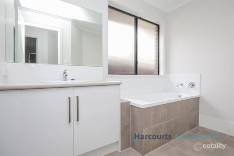 Property photo of 67 Victoria Road Mount Barker SA 5251